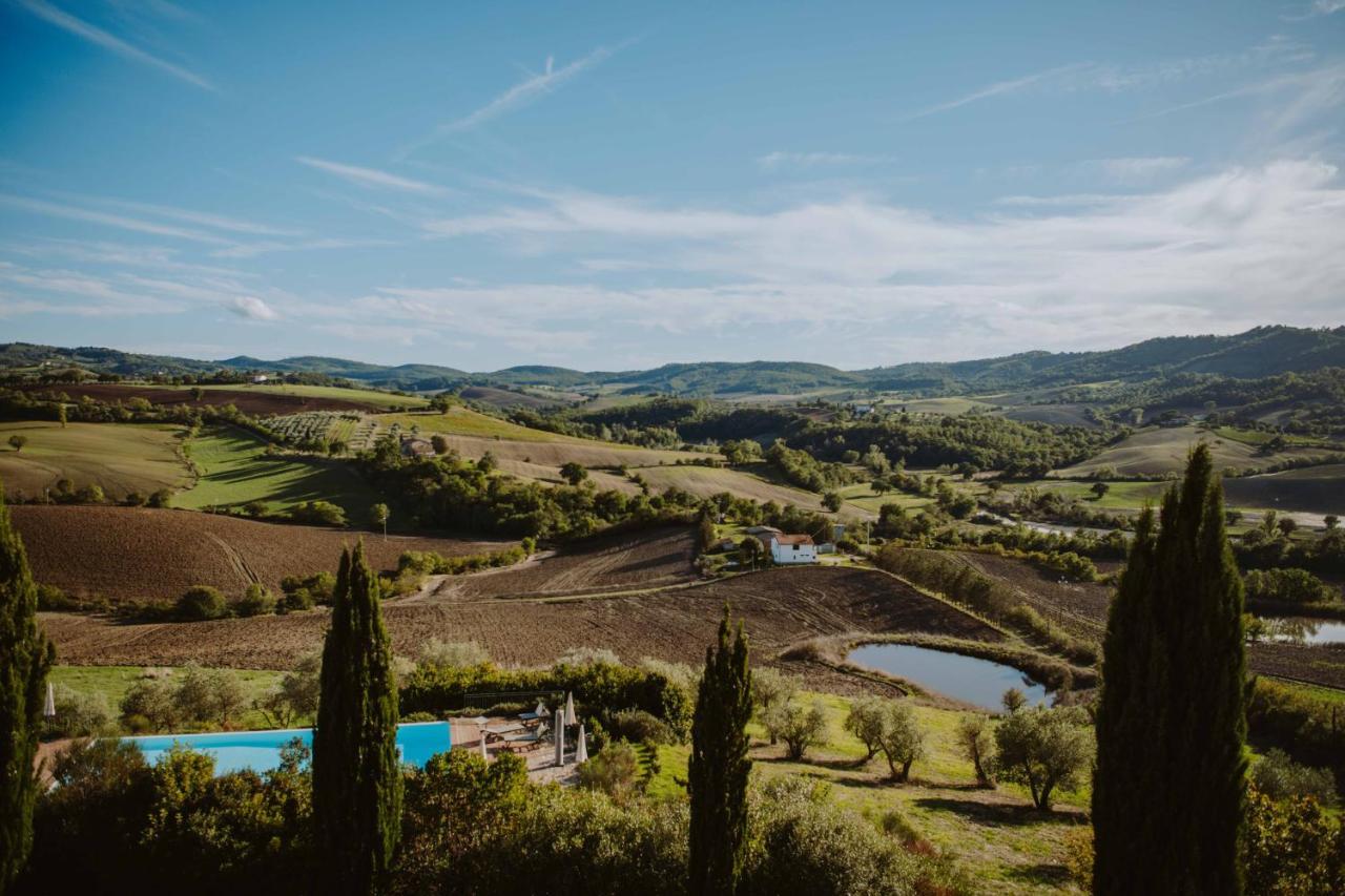 Tenuta Pianirossi 신기아노 외부 사진