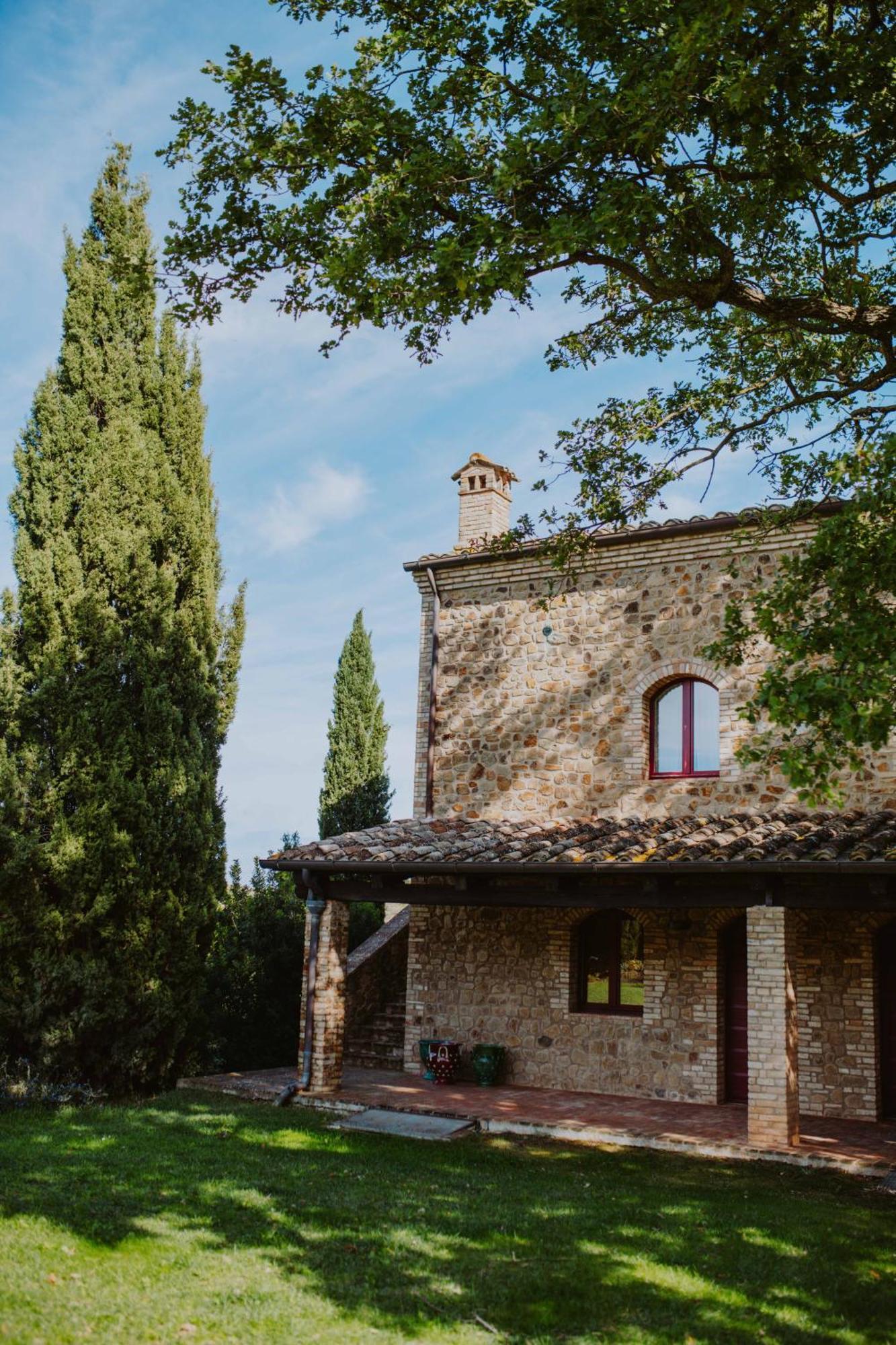 Tenuta Pianirossi 신기아노 외부 사진
